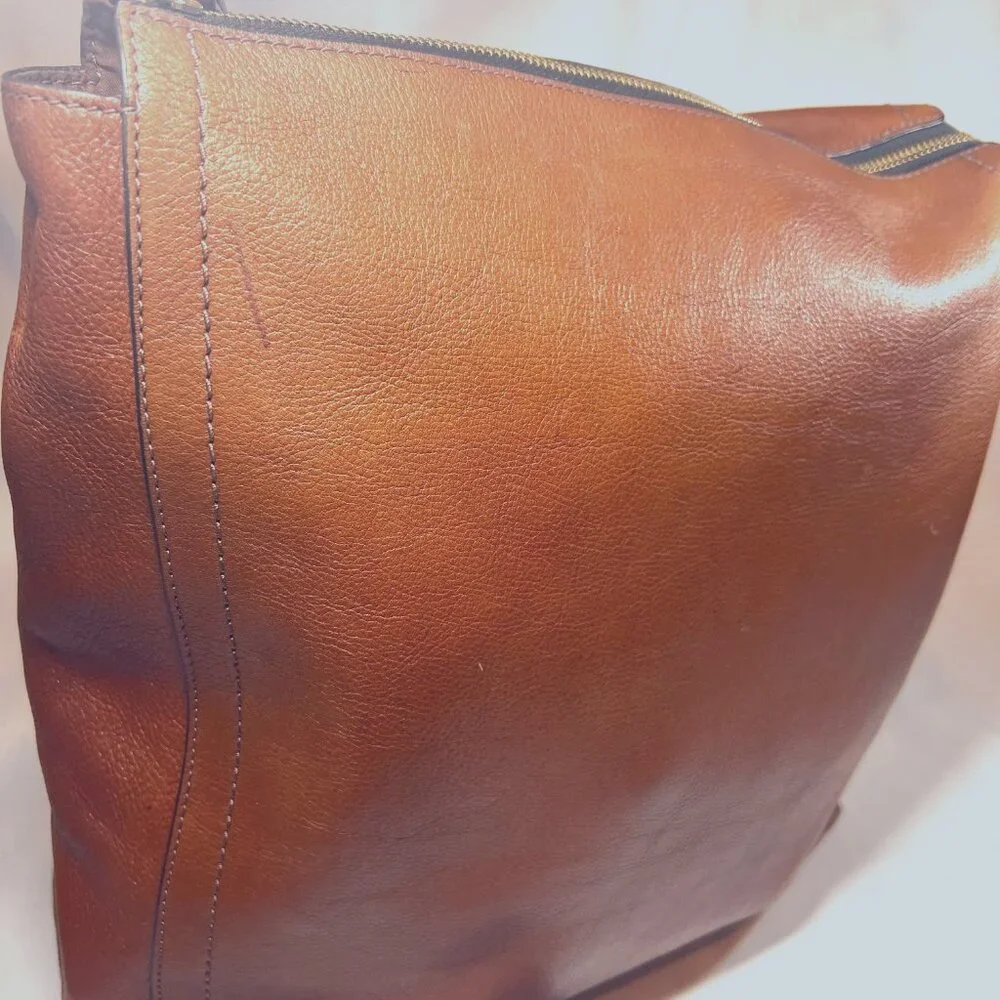 Fossil Brown/Camel Leather Backpack-Adjustable Strap-Phone Drop Pocket-Clean - Picture 5 of 15